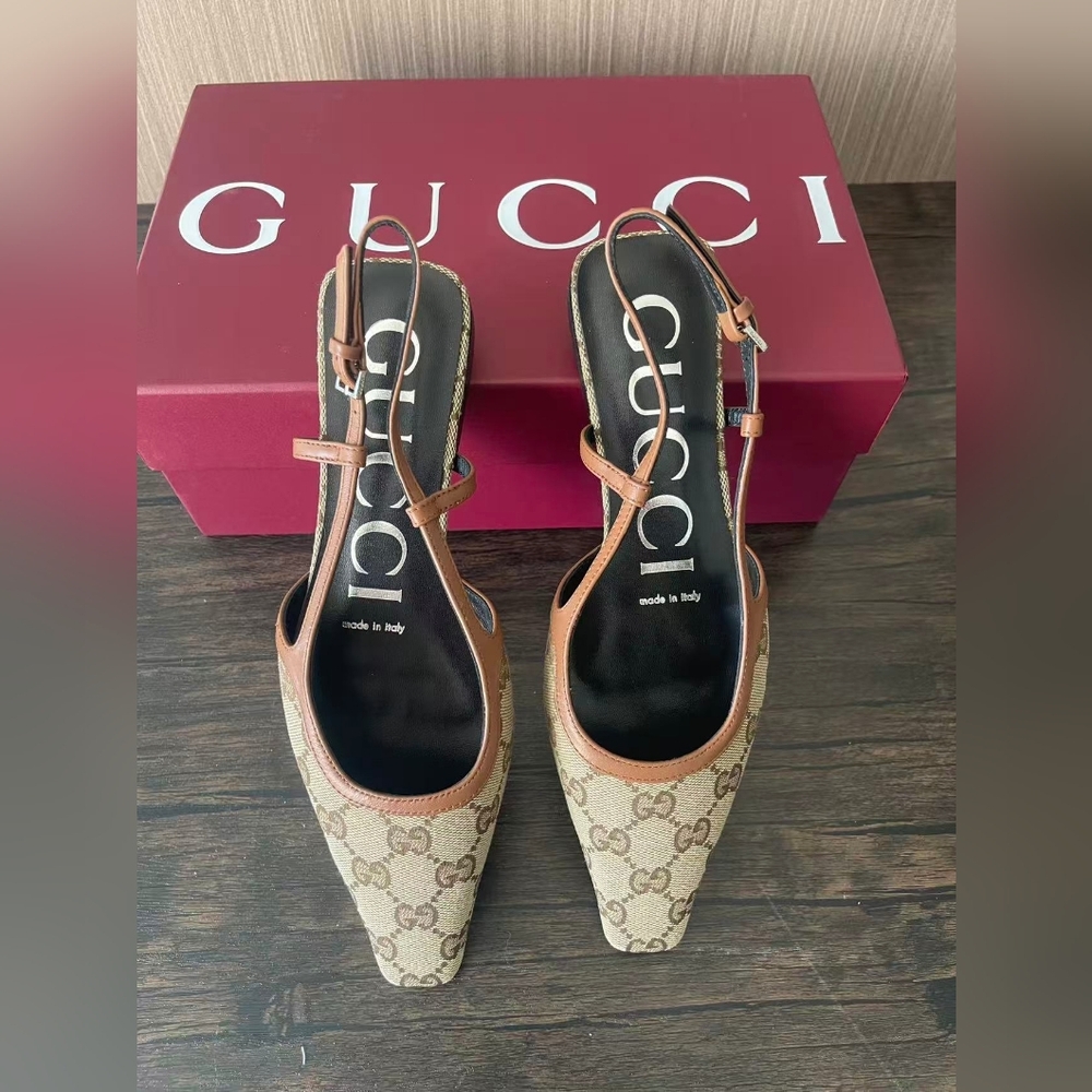 Gucci Beige Monogram Slingback Flats - Picture 4 of 7